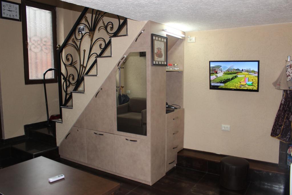 Apartment Anzi Batumi Zimmer foto
