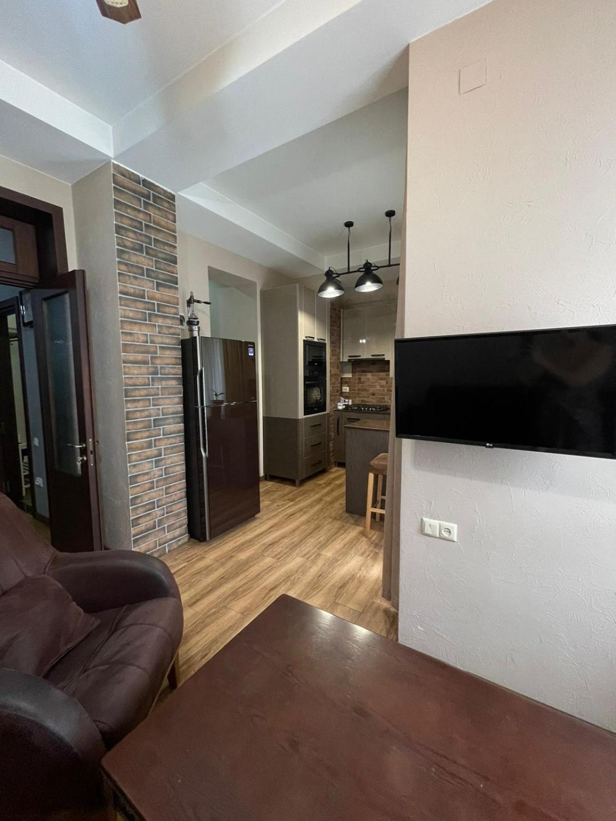 Apartment Anzi Batumi Exterior foto