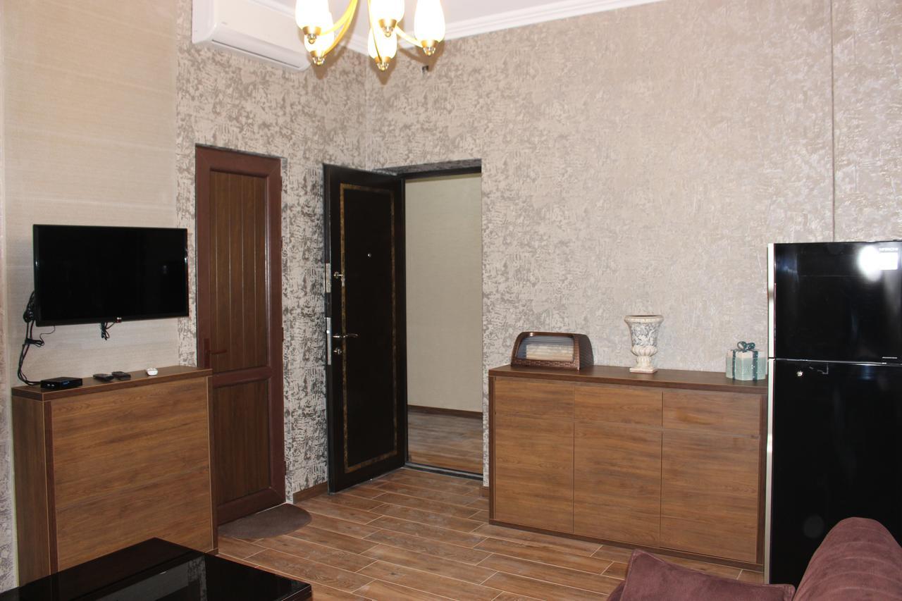 Apartment Anzi Batumi Exterior foto